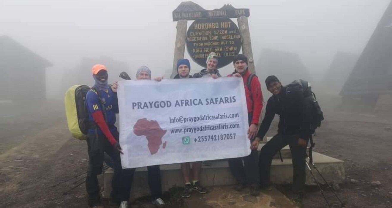 Kilimandżaro- ekipa na szczycie w Sylwestra!